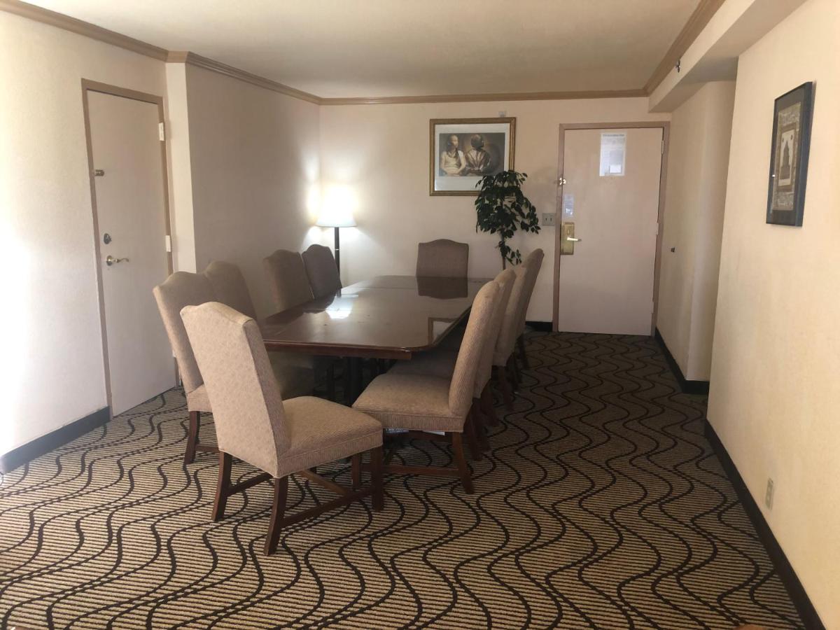 King Studio Suite- Non-Smoking at Ramada by Wyndham Birmingham Airport