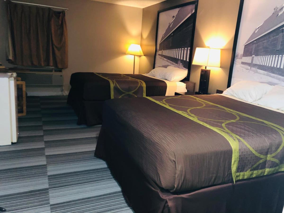 Queen Room with Two Queen Beds - Smoking at The Inn & Suites SW Omaha