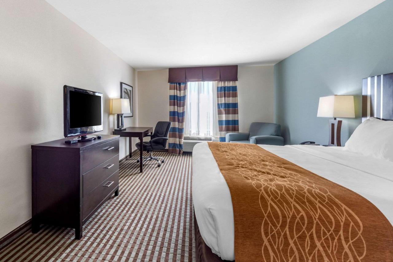 King Room - Non-Smoking at Comfort Inn & Suites Perry I-35