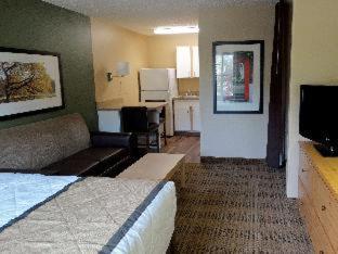 Room #51931915 at Extended Stay America - Raleigh-Research Triangle Park-Hwy54