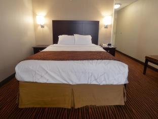 Room #32821112 at Best Western Executive Hotel Of New Haven - West Haven