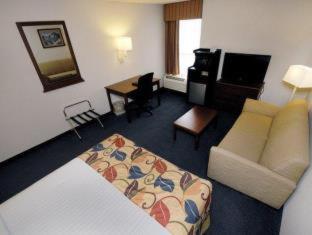 Room #32821112 at Best Western Executive Hotel Of New Haven - West Haven