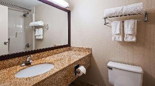 Room #32821113 at Best Western Executive Hotel Of New Haven - West Haven