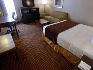 Room #32821113 at Best Western Executive Hotel Of New Haven - West Haven