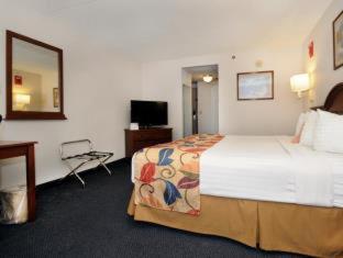 Room #32821113 at Best Western Executive Hotel Of New Haven - West Haven