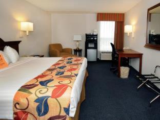Room #32821113 at Best Western Executive Hotel Of New Haven - West Haven