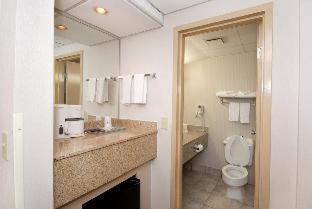 Room #32821115 at Best Western Executive Hotel Of New Haven - West Haven