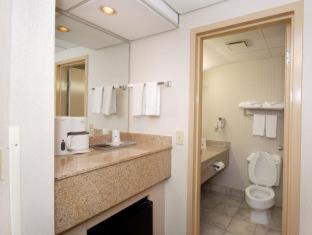 Room #32821114 at Best Western Executive Hotel Of New Haven - West Haven
