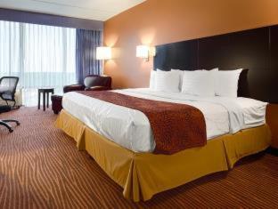 Room #32821116 at Best Western Executive Hotel Of New Haven - West Haven