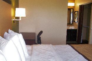 Room #51444615 at Extended Stay America Suites Atlanta Alpharetta Northpoint W