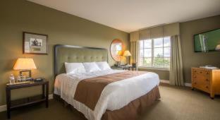 Room #50115810 at The Glen Club