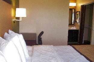 Room #50125612 at Extended Stay America Suites Indianapolis Airport W Southern