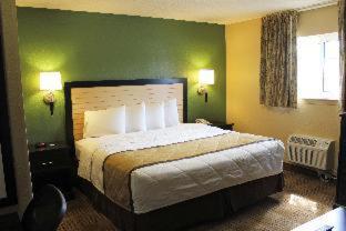 Room #51474417 at Extended Stay America Select Suites - Chesapeake - Churchland Blvd.
