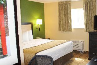 Room #51474417 at Extended Stay America Select Suites - Chesapeake - Churchland Blvd.