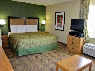 Room #18457309 at Extended Stay America Suites Orlando Conv Ctr Universal Blvd