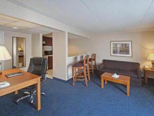 Room #18101716 at Best Western Plus Alexandria / Fort Belvoir
