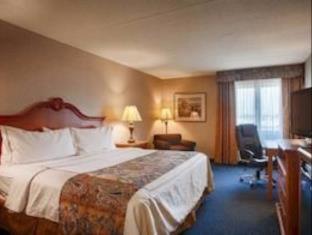 Room #18101717 at Best Western Plus Alexandria / Fort Belvoir
