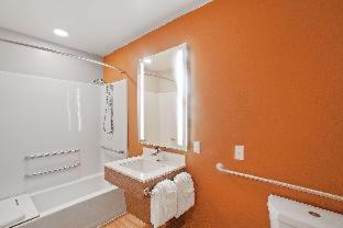 Room #51582210 at Extended Stay America Premier Suites Providence E Providence