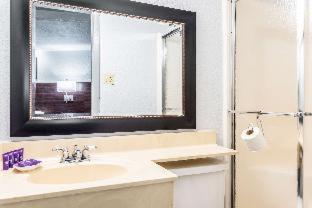 Room #28936314 at Americas Best Value Inn Searcy
