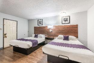 Room #28936313 at Americas Best Value Inn Searcy