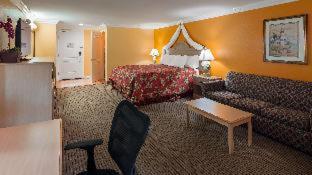 Room #37967315 at Best Western Harbour Inn & Suites Huntington - Sunset Beach