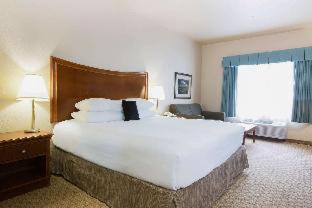 Room #41450611 at Red Lion Inn & Suites McMinnville