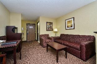 Room #25482217 at Best Western Plus Mansfield Inn & Suites