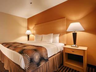 Room #54889914 at Best Western Palm Court Inn