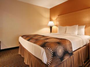 Room #54889914 at Best Western Palm Court Inn