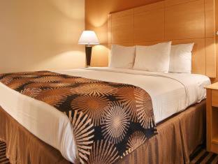 Room #54889915 at Best Western Palm Court Inn