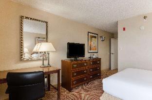 Room #17163932 at Red Lion Hotel & Conference Center Cheyenne