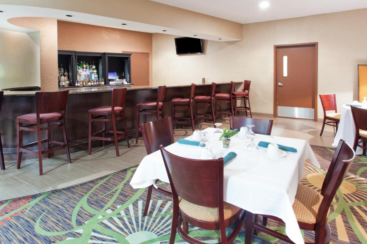  | Holiday Inn Dover Downtown