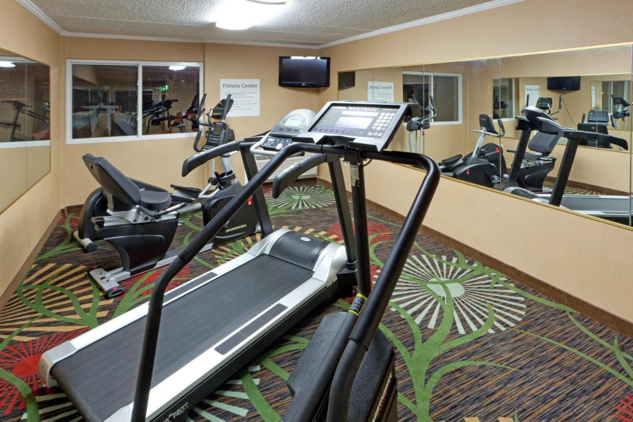  | Holiday Inn Dover Downtown