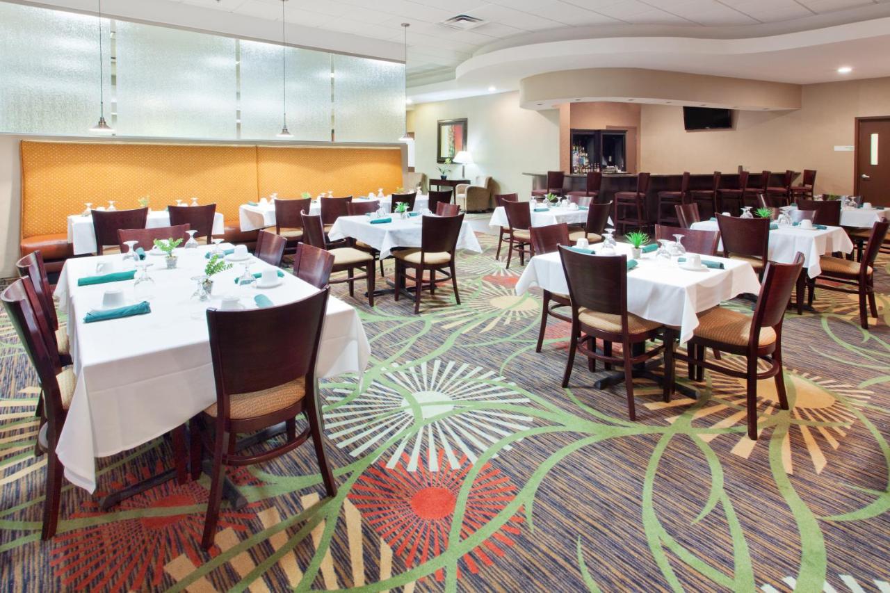  | Holiday Inn Dover Downtown