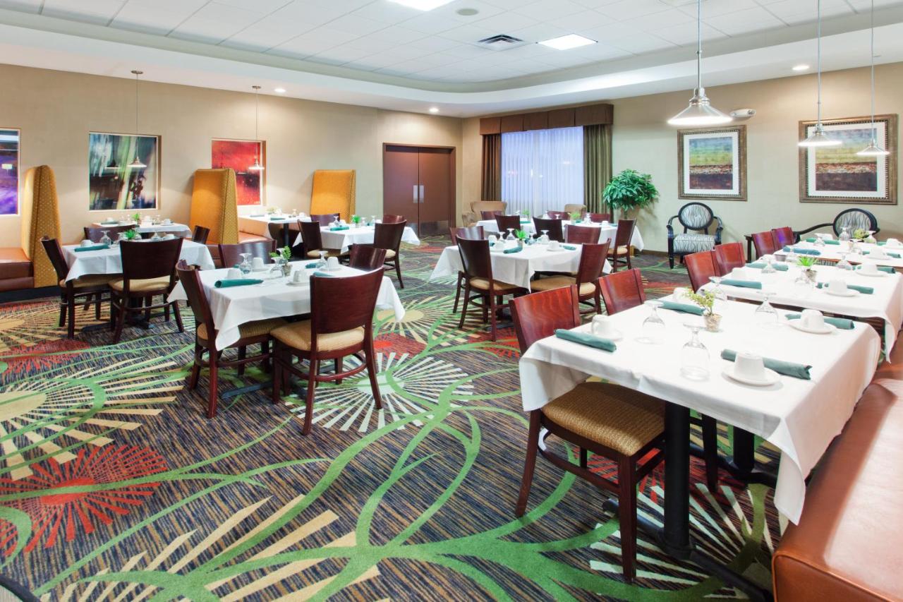 | Holiday Inn Dover Downtown