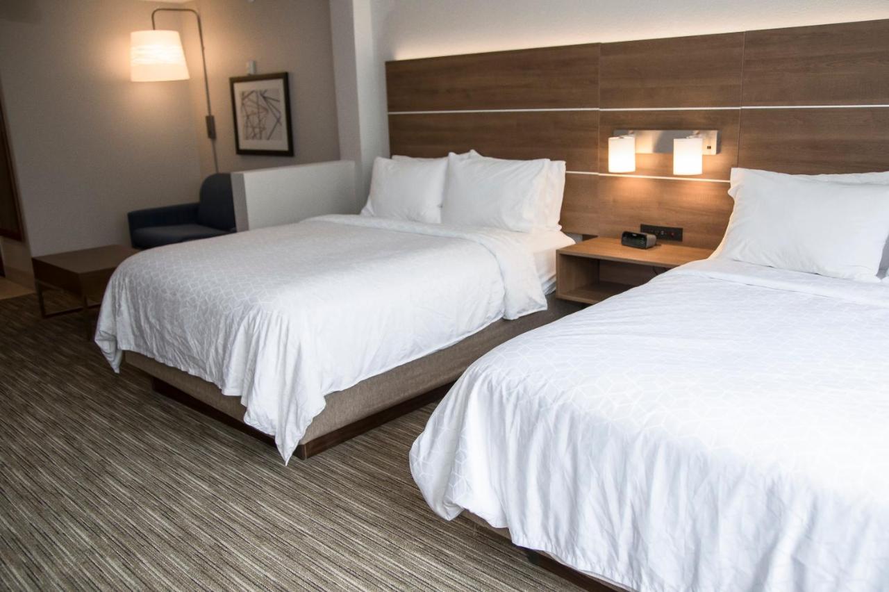 Queen Suite with Sofa Bed - Non-Smoking at Holiday Inn Express & Suites Colorado Springs North by IHG