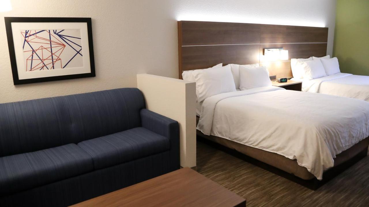 Queen Suite with Sofa Bed - Non-Smoking at Holiday Inn Express & Suites Colorado Springs North by IHG