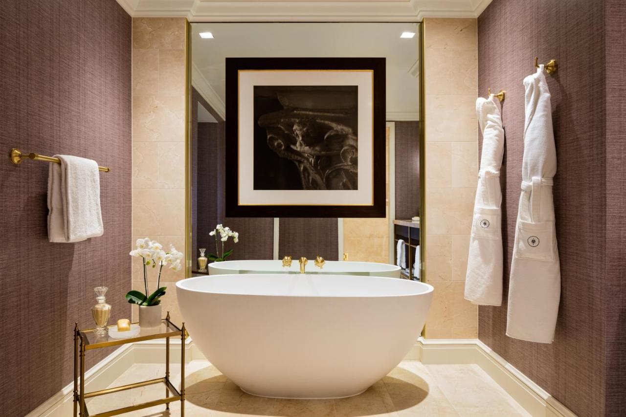 King Suite at Rosewood Mansion on Turtle Creek