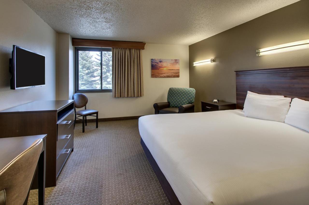 Deluxe King Room at EverSpring Inn