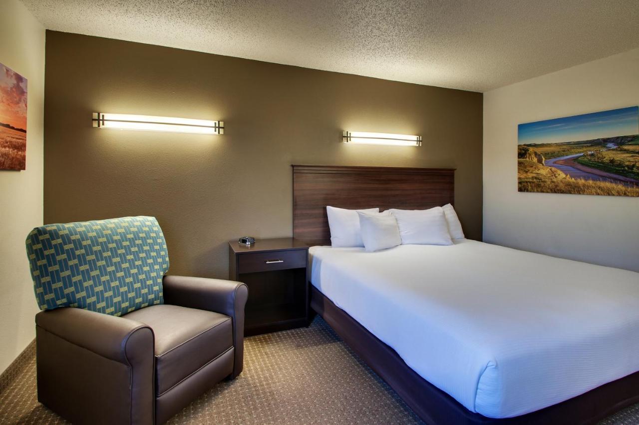 Deluxe King Room at EverSpring Inn