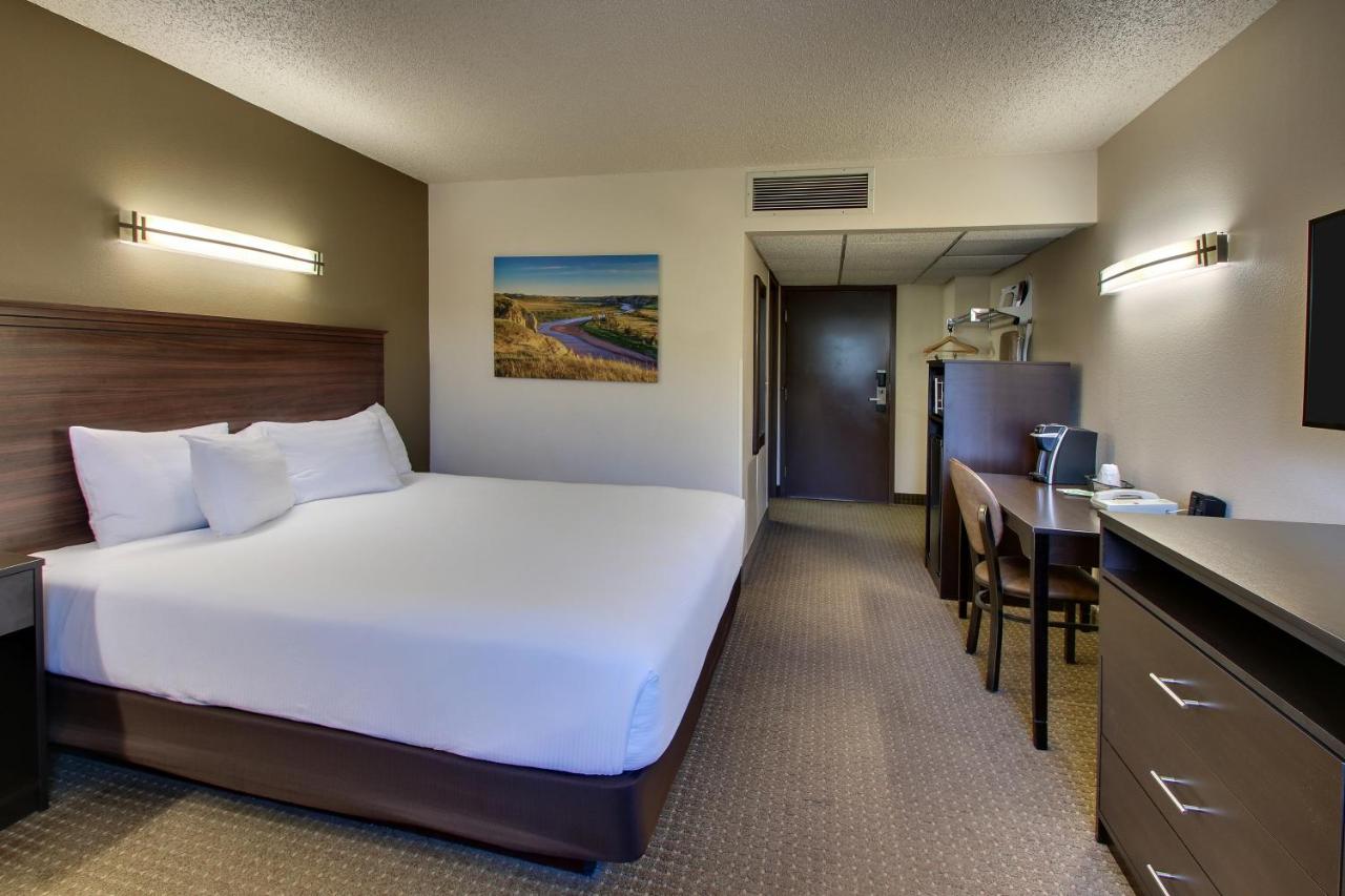 Deluxe King Room at EverSpring Inn