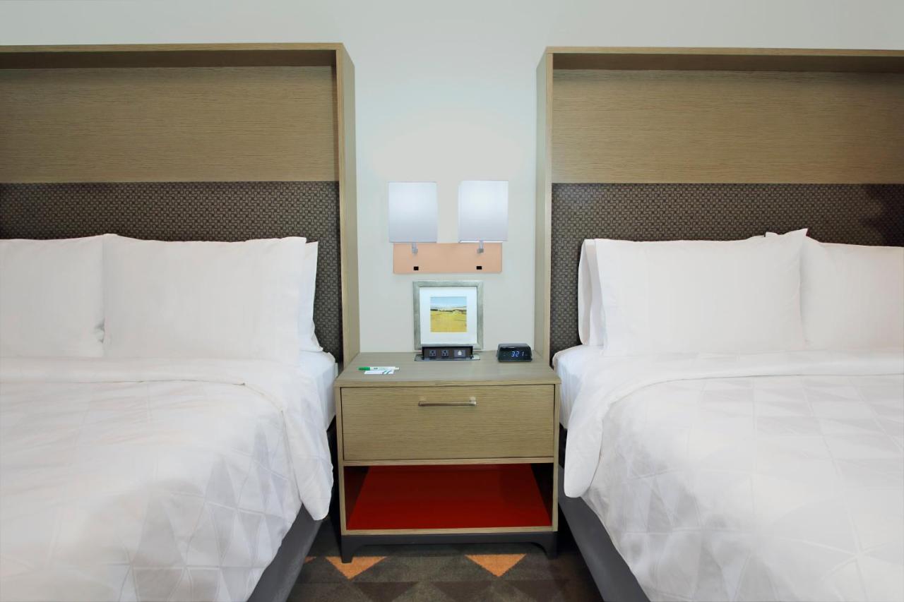 Room with Two Beds - Hearing Accessible - Non-Smoking at Holiday Inn Hattiesburg - North by IHG