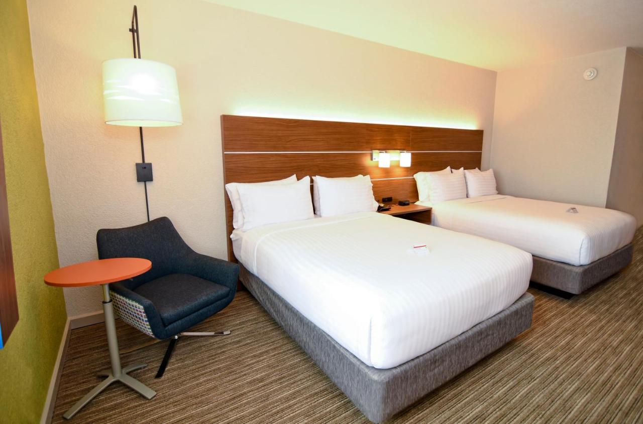 Queen Room with Two Queen Beds - Non-Smoking at Holiday Inn Express & Suites Port Clinton-Catawba Island by IHG