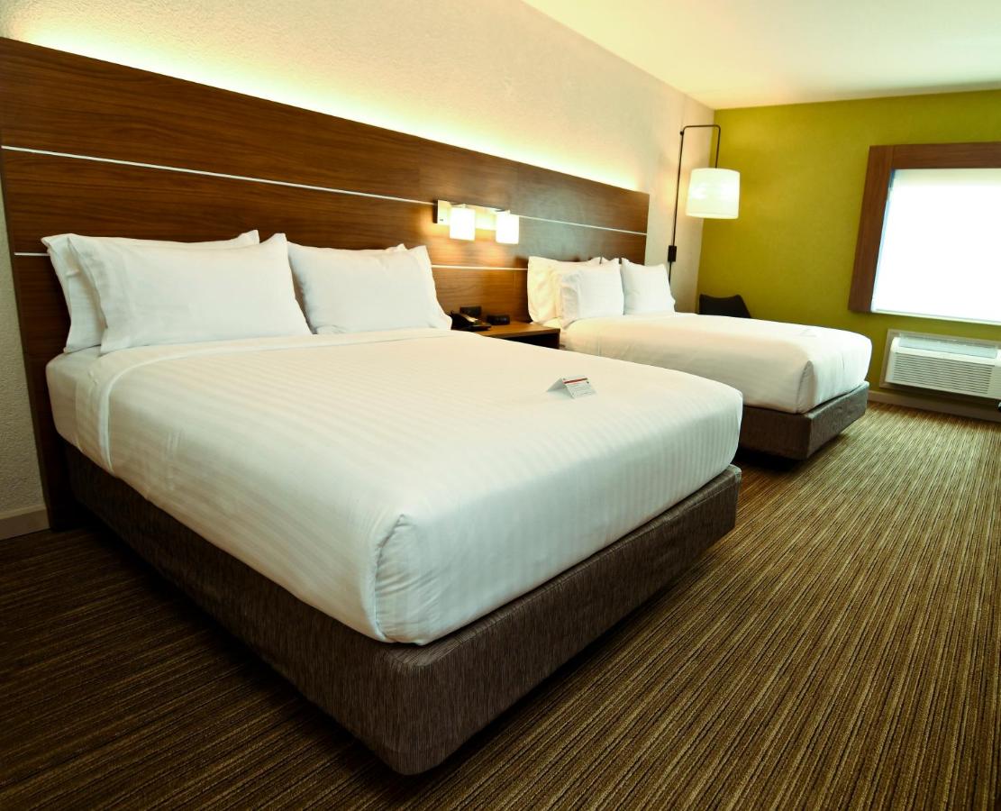 Queen Room with Two Queen Beds - Non-Smoking at Holiday Inn Express & Suites Port Clinton-Catawba Island by IHG