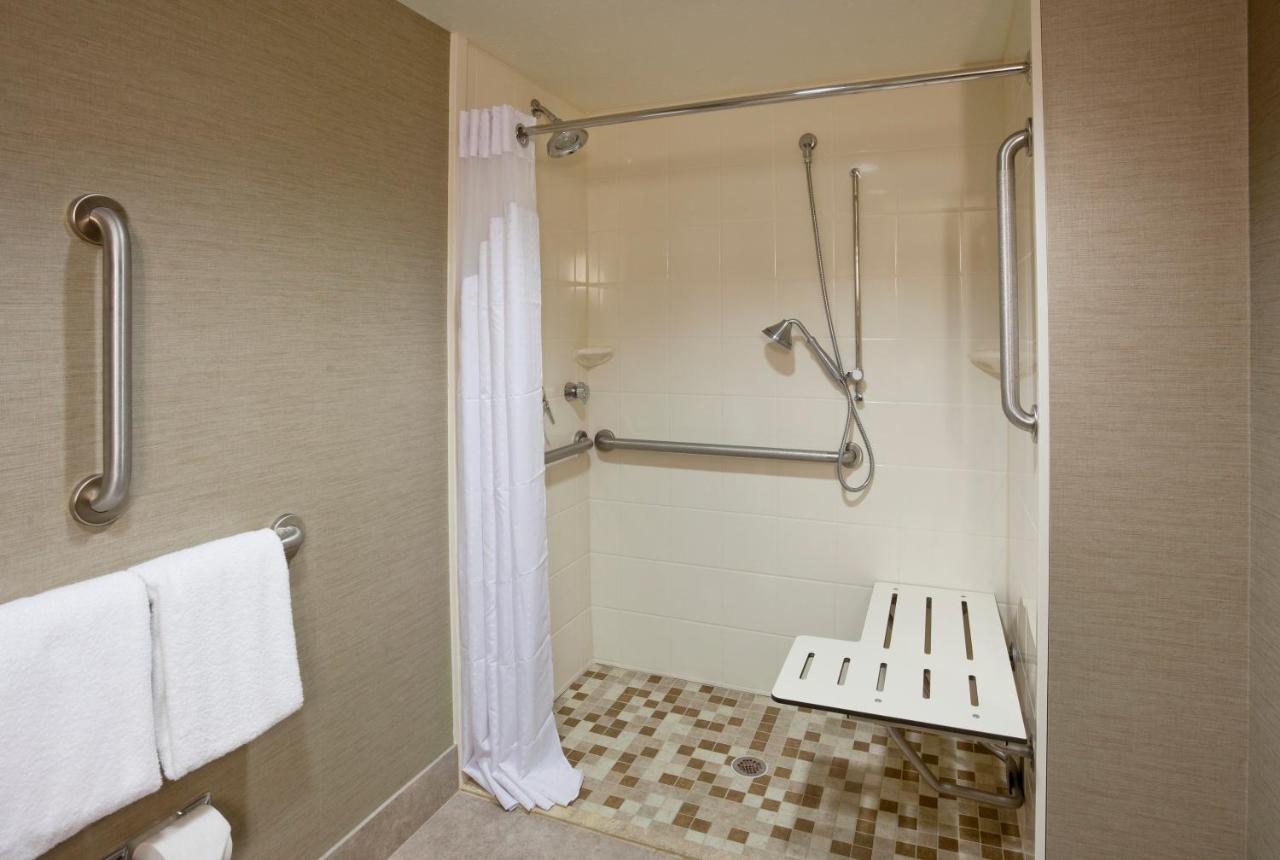 King Room - Disability Access at Holiday Inn Express & Suites Bloomington - MPLS Arpt Area W by IHG