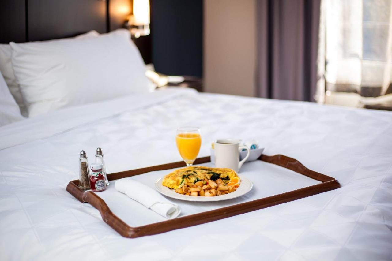 King Room - Non-Smoking at Holiday Inn Hotel & Suites Tallahassee Conference Ctr N by IHG