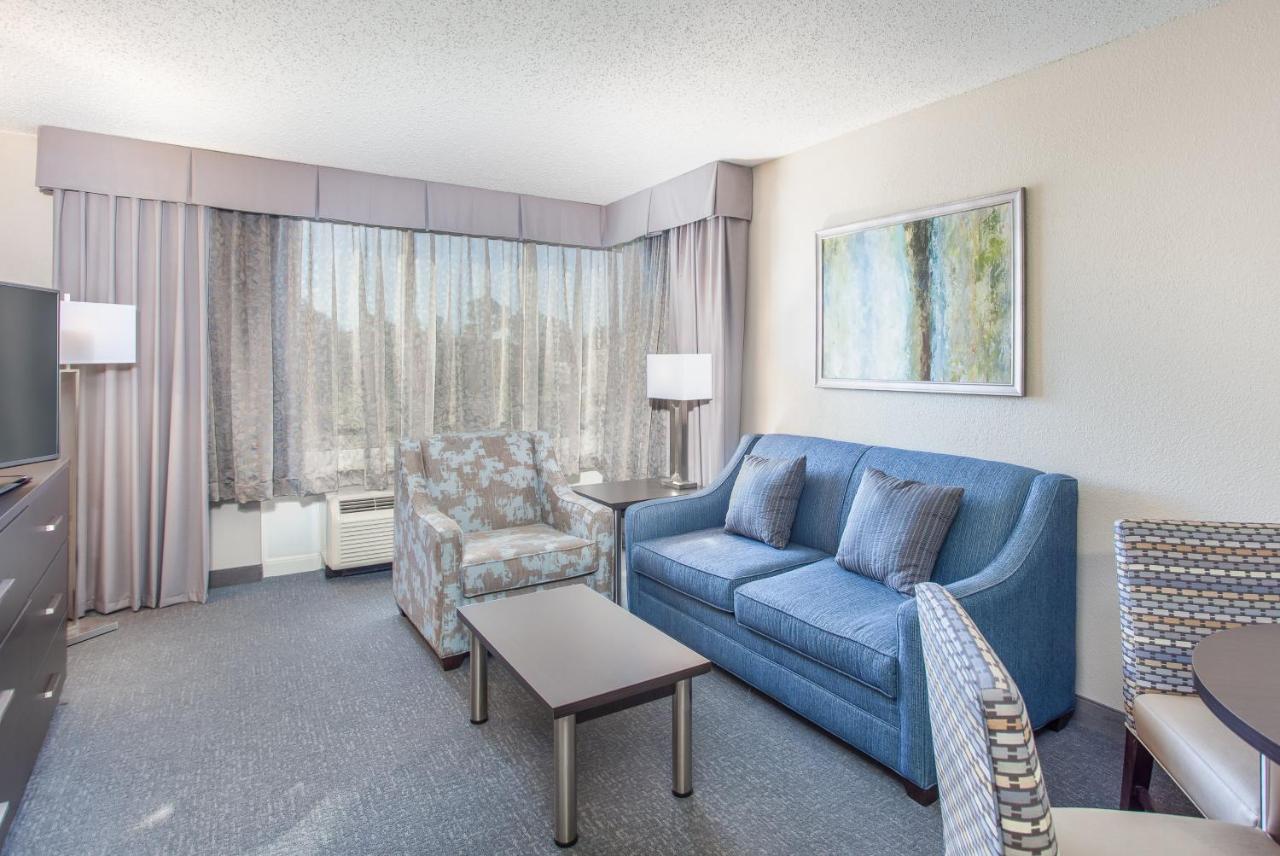 King Suite - Non-Smoking at Holiday Inn Hotel & Suites Tallahassee Conference Ctr N by IHG