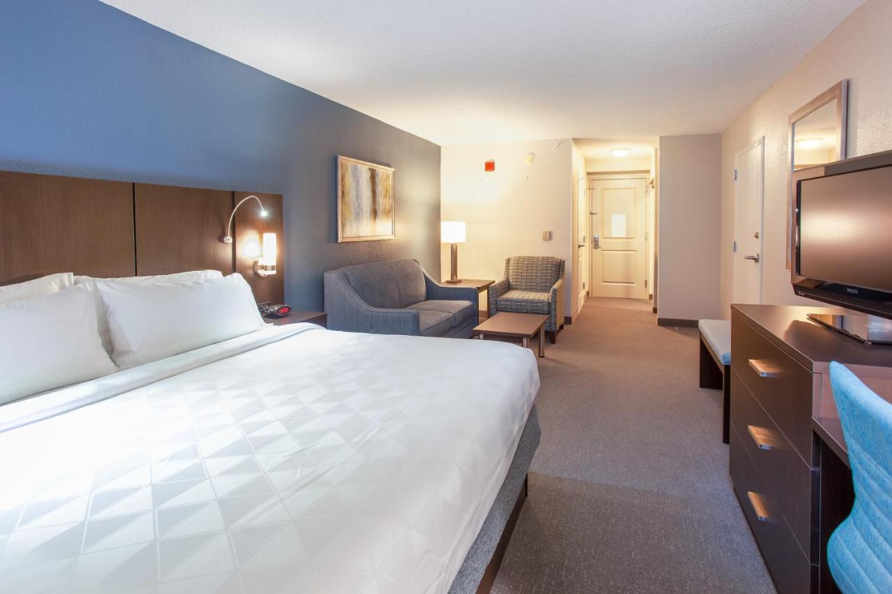 King Suite - Non-Smoking at Holiday Inn Hotel & Suites Tallahassee Conference Ctr N by IHG