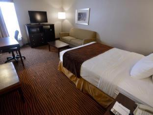 Room #32821121 at Best Western Executive Hotel Of New Haven - West Haven
