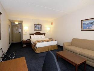 Room #32821121 at Best Western Executive Hotel Of New Haven - West Haven